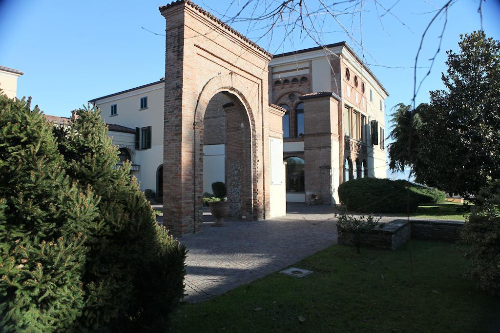 Villa Santa Maria Dell'Arco - Centro Oreb Cazzago San Martino Екстер'єр фото