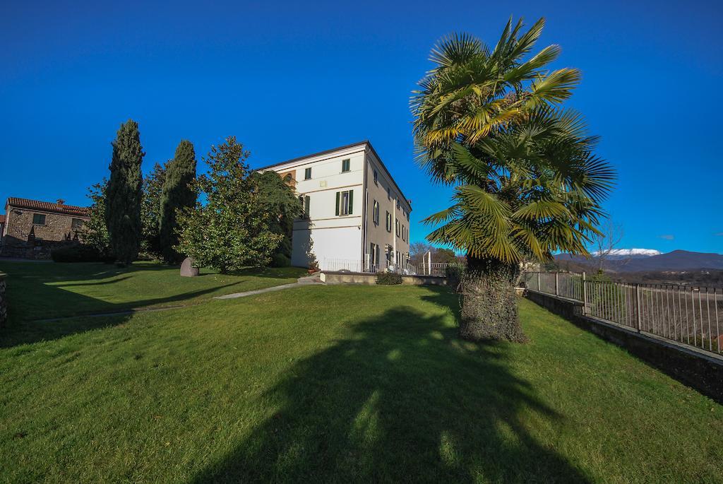 Villa Santa Maria Dell'Arco - Centro Oreb Cazzago San Martino Екстер'єр фото